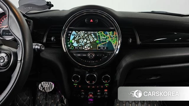 Mini Cooper S 2019 Жемчужный цвет из Кореи, фото 4