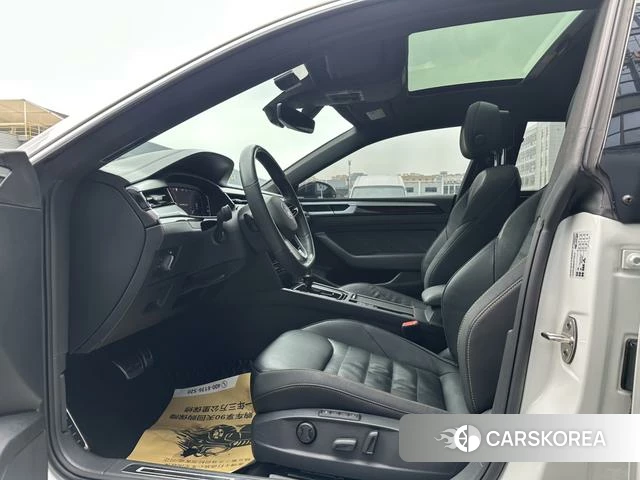 Volkswagen CC 2024 Белый из Китая, фото 4
