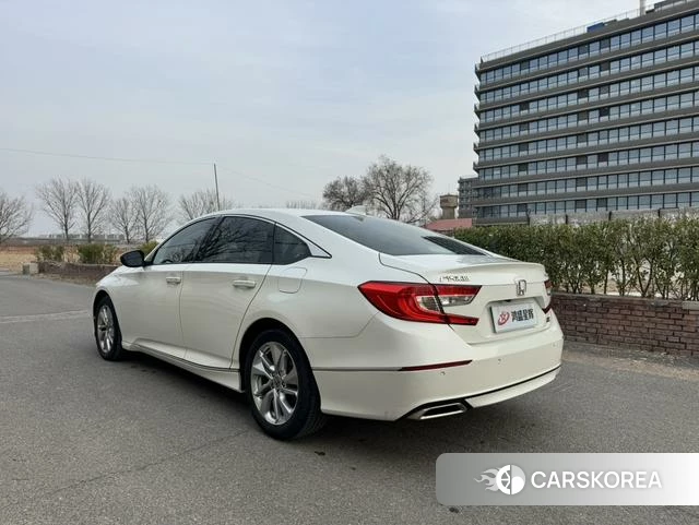 Honda Accord 2019 Белый из Китая, фото 4