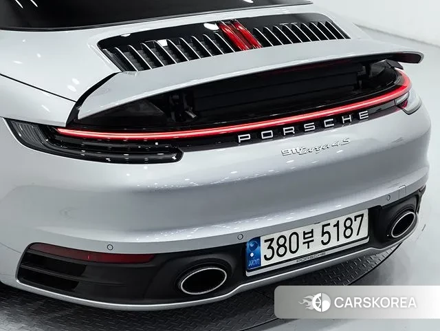 Porsche 911(992) 2021 Серебристо-серый из Кореи, фото 4