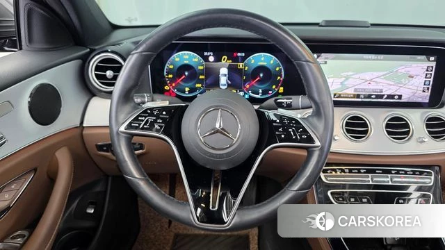 Mercedes-Benz E-Class W213 2021 Серый из Кореи, фото 4