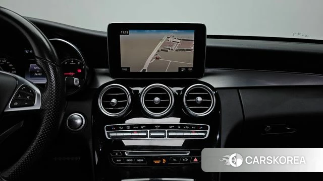 Mercedes-Benz C-Class W205 2018 Белый из Кореи, фото 4