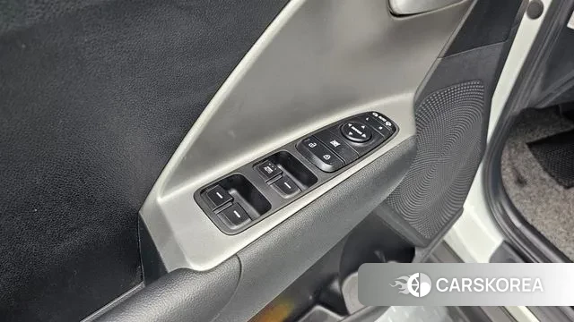 Kia Niro Plus 2023 Белый из Кореи, фото 4