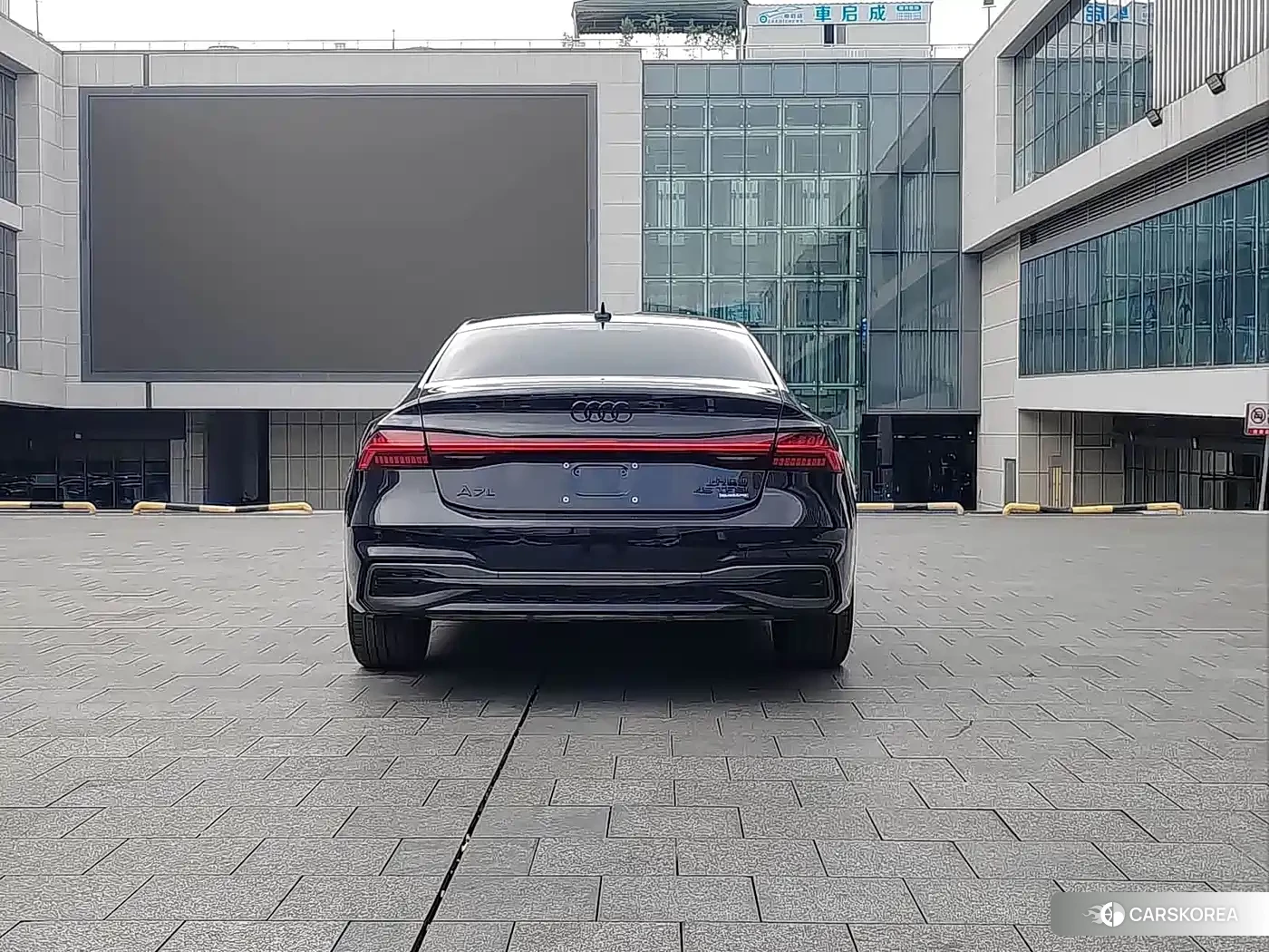 Audi A7L 2025 Черный из Китая, фото 4