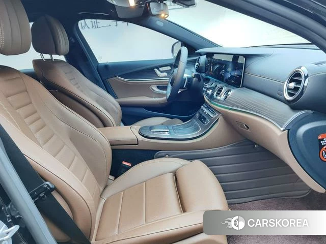 Mercedes-Benz E-class 2021 Черный из Китая, фото 4