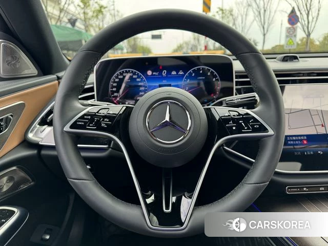 Mercedes-Benz E-class 2025 Черный из Китая, фото 4