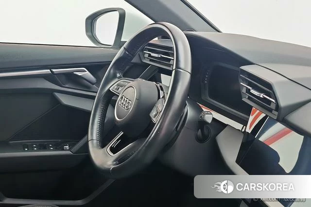 Audi A3 2021 Белый из Китая, фото 2