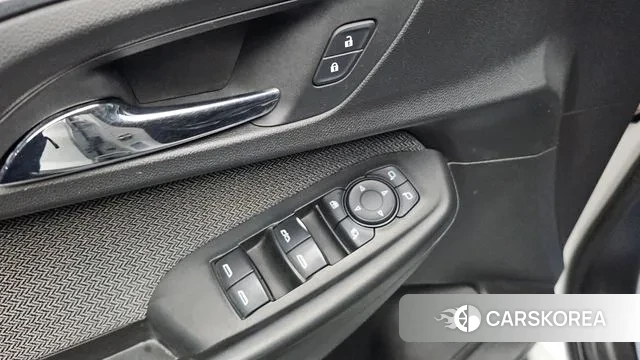 Chevrolet (GM Daewoo) Trailblazer 2020 Белый из Кореи, фото 4