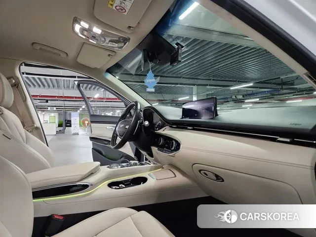 Genesis GV70 2021 Белый из Кореи, фото 4