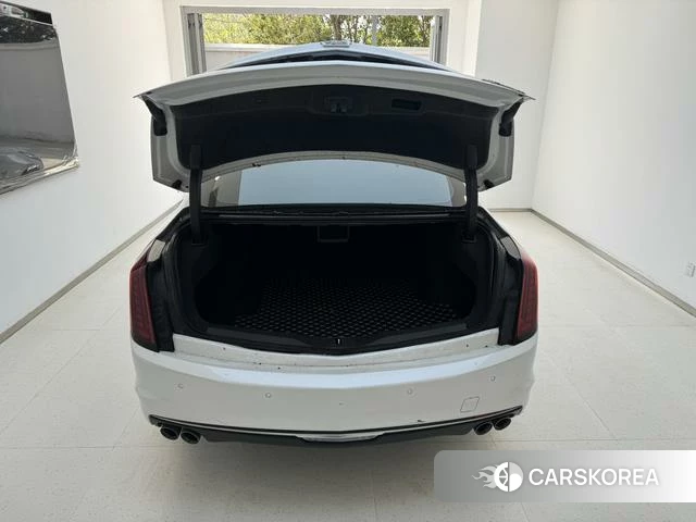 Cadillac CT6 2021 Белый из Китая, фото 4