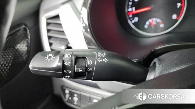 Kia Seltos 2022 Черный из Кореи, фото 4