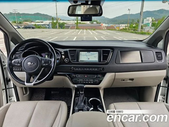 Kia The New Carnival id 2718126 из Кореи 4