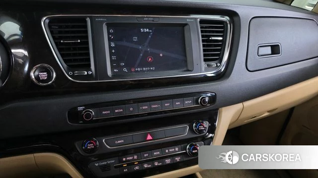 Kia The New Carnival 2018 Черный из Кореи, фото 4