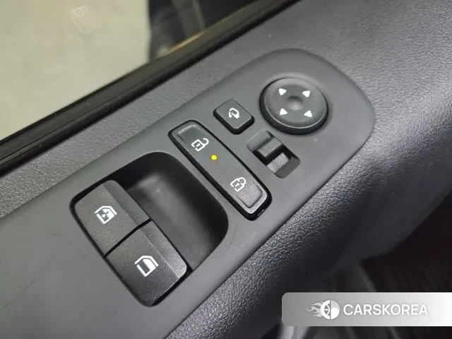 Hyundai Staria 2024 Черный из Кореи, фото 4