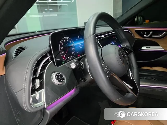 Mercedes-Benz E-Class W214 2024 Синий нефрит из Кореи, фото 4