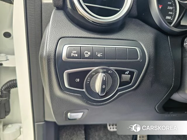 Mercedes-Benz GLC-Class X253 2019 Белый из Кореи, фото 4