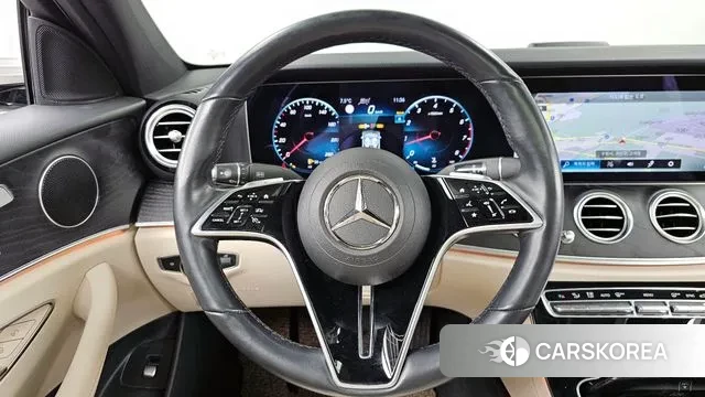 Mercedes-Benz E-Class W213 2022 Белый из Кореи, фото 4