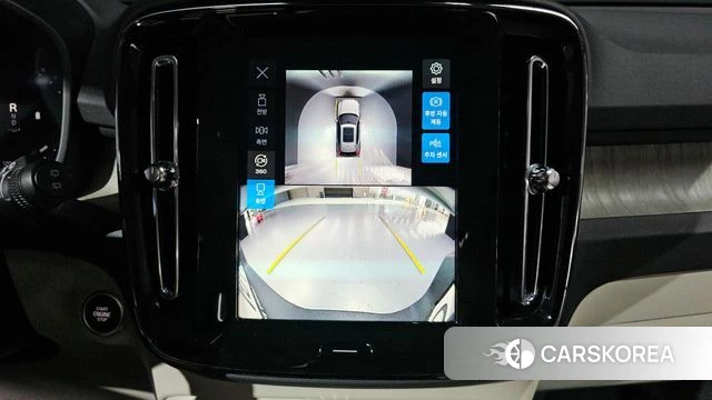 Volvo XC40 2024 Белый из Кореи, фото 4