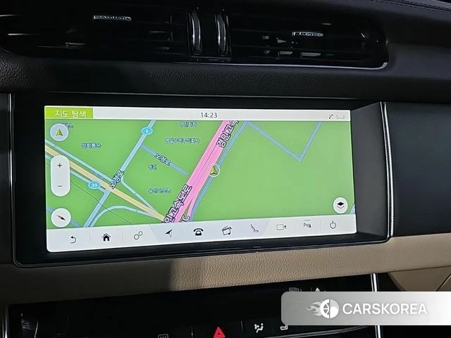 Jaguar XF (X260) 2018 Черный из Кореи, фото 4
