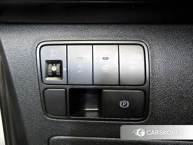 Hyundai Staria 2024 Серебристо-серый из Кореи, фото 4