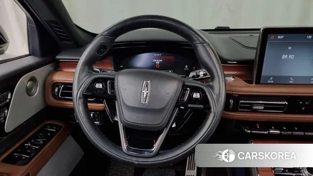 Lincoln Aviator 2nd generation 2023 Белый из Кореи, фото 4