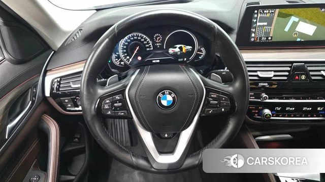BMW 5 Series (G30) 2018 Белый из Кореи, фото 4