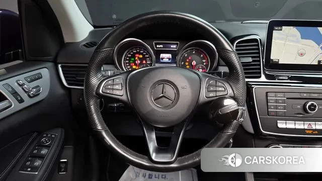 Mercedes-Benz GLE - Class W166 2018 Синий из Кореи, фото 4