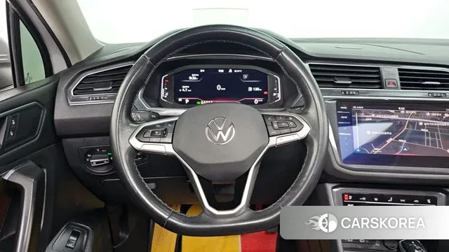 Volkswagen Tiguan Allspace 2022 Белый из Кореи, фото 4