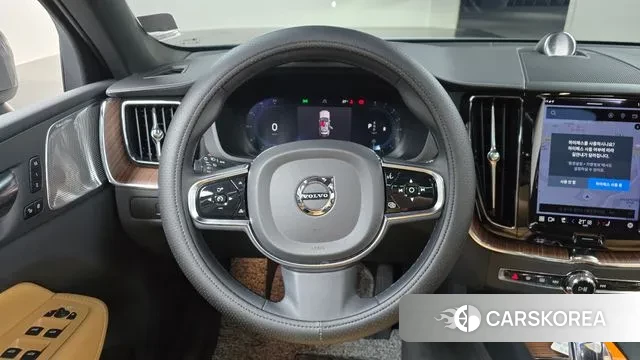 Volvo XC60 second Generation 2023 Серый из Кореи, фото 4