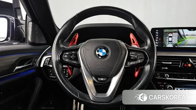 BMW 5 Series (G30) 2018 Белый из Кореи, фото 4