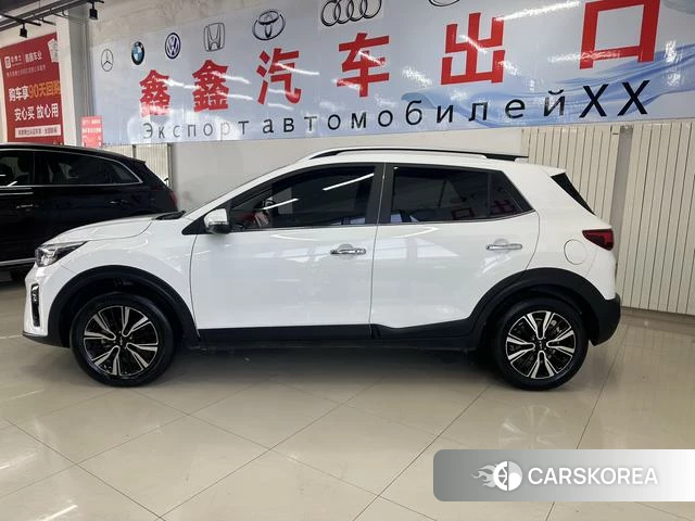 Kia Yi Ran 2022 Белый из Китая, фото 4