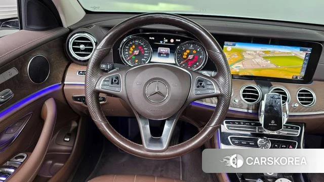 Mercedes-Benz E-Class W213 2018 Белый из Кореи, фото 4