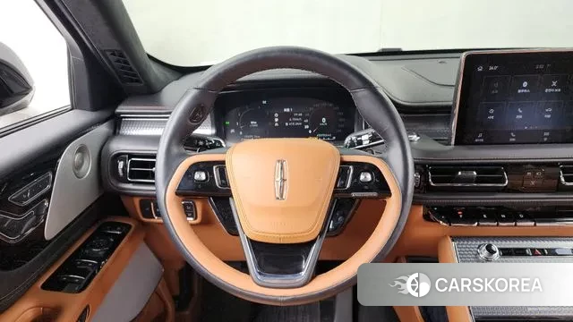 Lincoln Aviator 2nd generation 2023 Белый из Кореи, фото 4