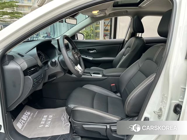 Nissan Xuan Yi 2024 Белый из Китая, фото 4