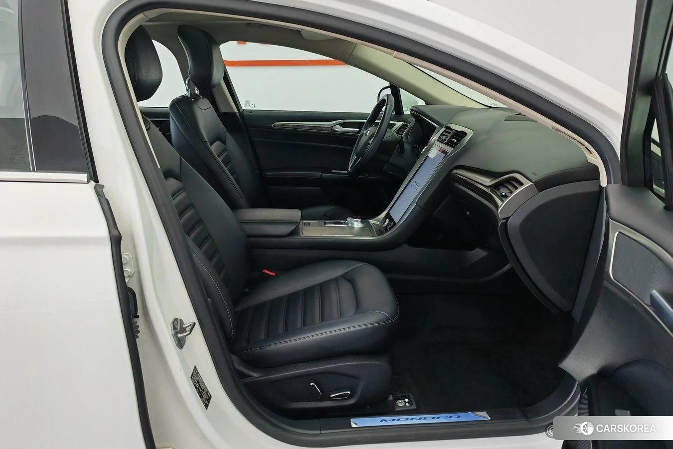 Ford Mondeo 2020 Белый из Китая, фото 4