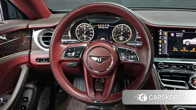 Bentley Flying Spur 3rd Generation 2022 Белый из Кореи, фото 4