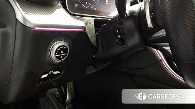 Mercedes-Benz C-Class W206 2022 Белый из Кореи, фото 4