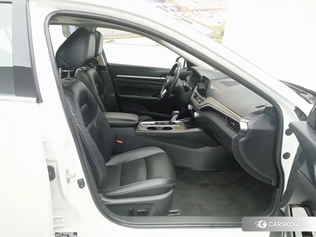 Nissan Altima 2020 Белый из Китая, фото 4