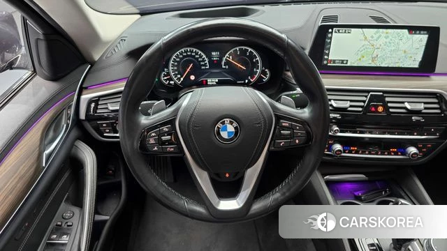 BMW 5 Series (G30) 2018 Серый из Кореи, фото 4