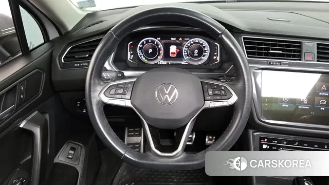 Volkswagen Tiguan Allspace 2022 Белый из Кореи, фото 4