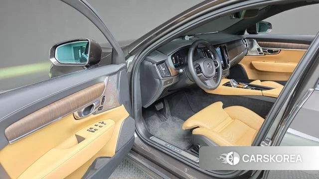 Volvo S90 2024 Серый из Кореи, фото 4