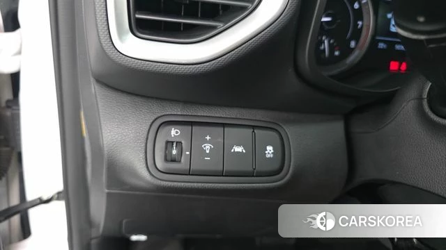 Hyundai Venue 2019 Белый из Кореи, фото 4