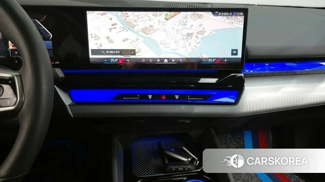 BMW 5 Series (G60) 2025 Серый из Кореи, фото 4