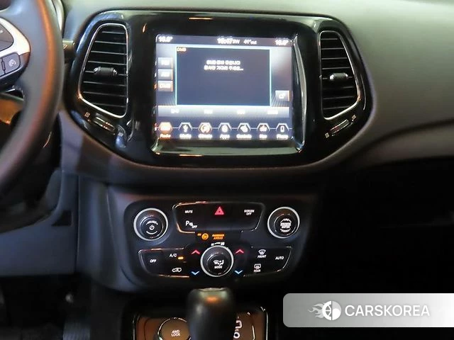 Jeep Compass 2nd Generation 2019 Белый из Кореи, фото 4