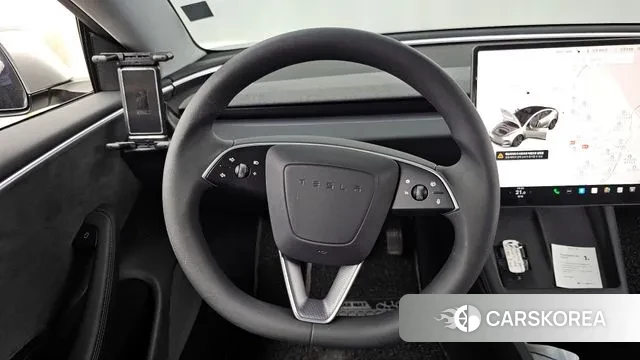 Tesla Model 3 2024 Серебряный из Кореи, фото 4