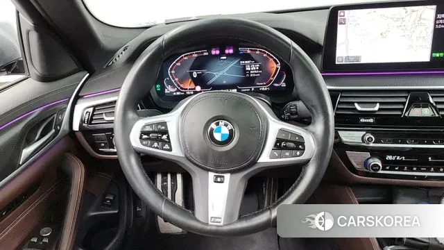 BMW 5 Series (G30) 2023 Серый из Кореи, фото 4