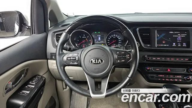 Kia The New Carnival id 2487449 из Кореи 4