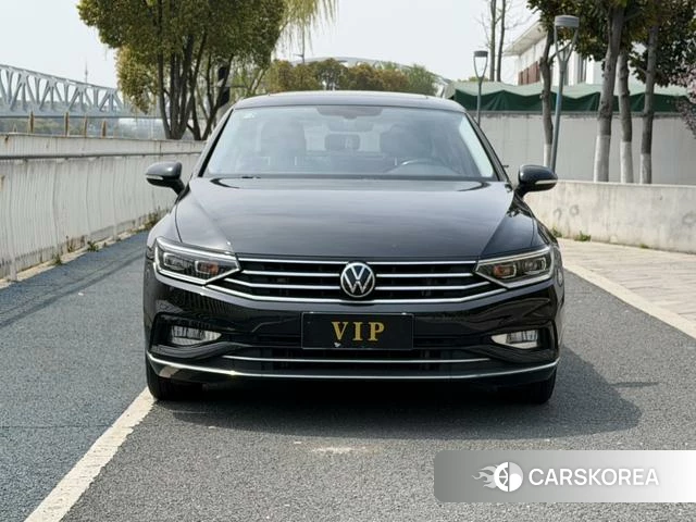 Volkswagen Magotan 2022 Черный из Китая, фото 4