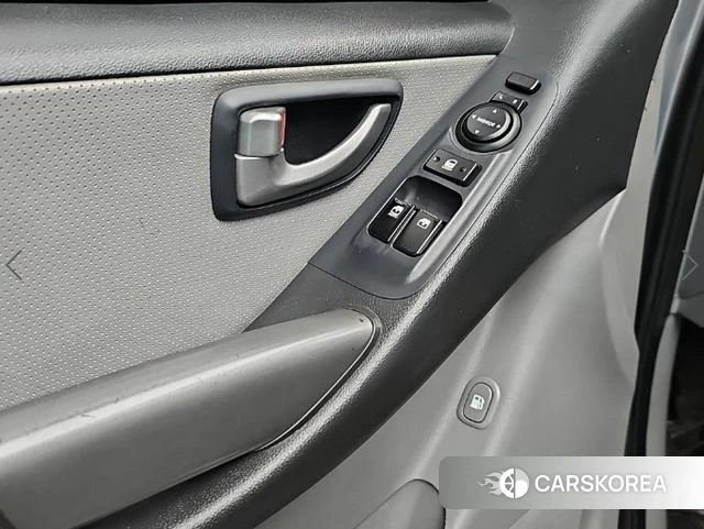 Hyundai The New Grand Starex 2018 Серебристо-серый из Кореи, фото 4