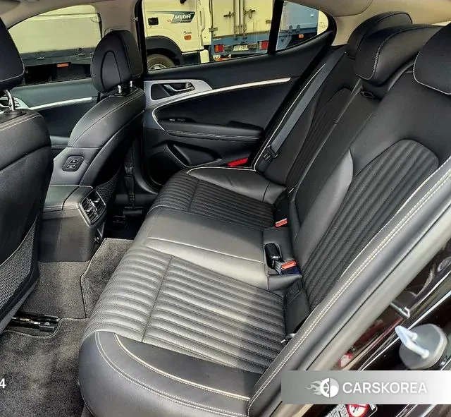 Genesis G70 2018 Черный из Кореи, фото 4